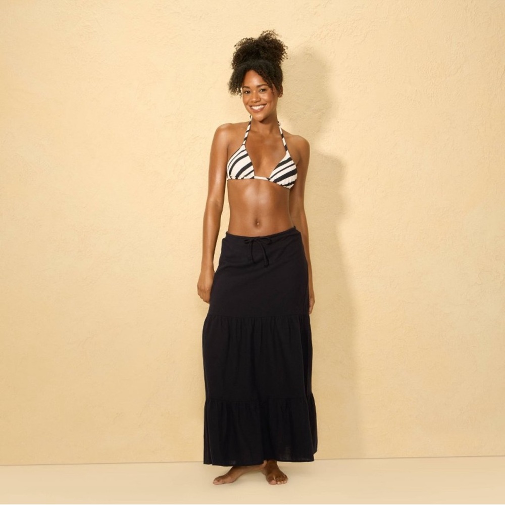 NWT Woman’s Gauve Tiered Cover Up Skirt by Shade & Shore